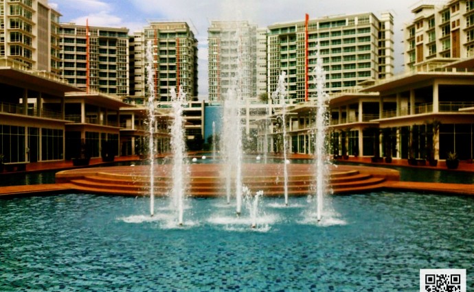 Oasis Square Fountain 2